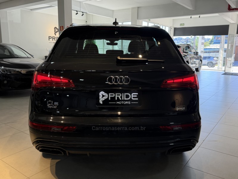 Q5 2.0 TFSI S LINE BLACK QUATTRO S TRONIC GASOLINA 4P - 2023 - CAXIAS DO SUL