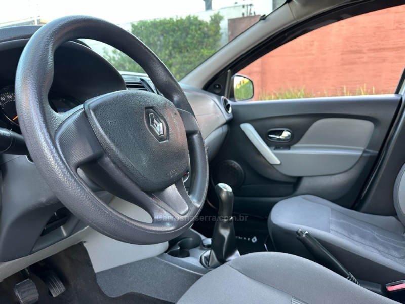 LOGAN 1.0 EXPRESSION 12V FLEX 4P MANUAL - 2016 - SãO LEOPOLDO