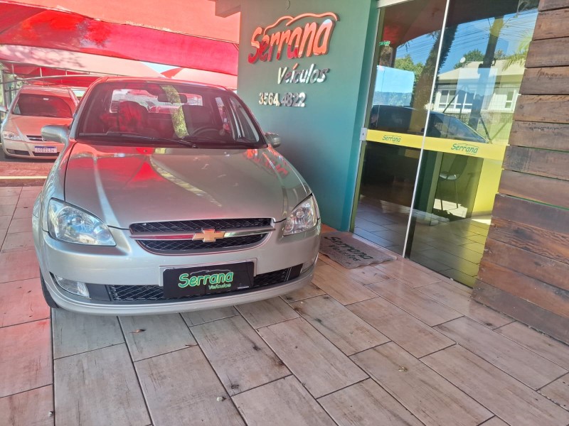 CLASSIC 1.0 MPFI LS 8V FLEX 4P MANUAL - 2011 - DOIS IRMãOS