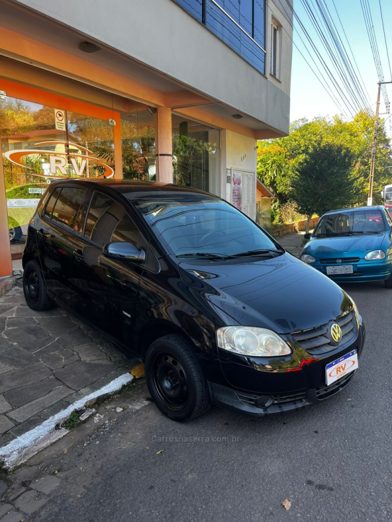 FOX 1.0 MI 8V FLEX 4P MANUAL - 2009 - CARLOS BARBOSA