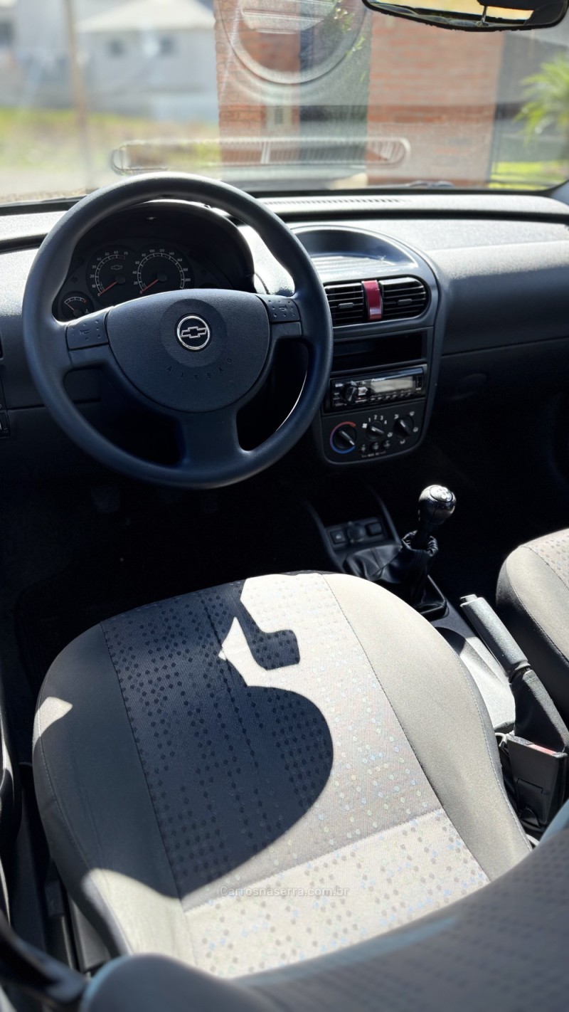 CORSA 1.4 MPFI MAXX 8V FLEX 4P MANUAL - 2012 - FLORES DA CUNHA