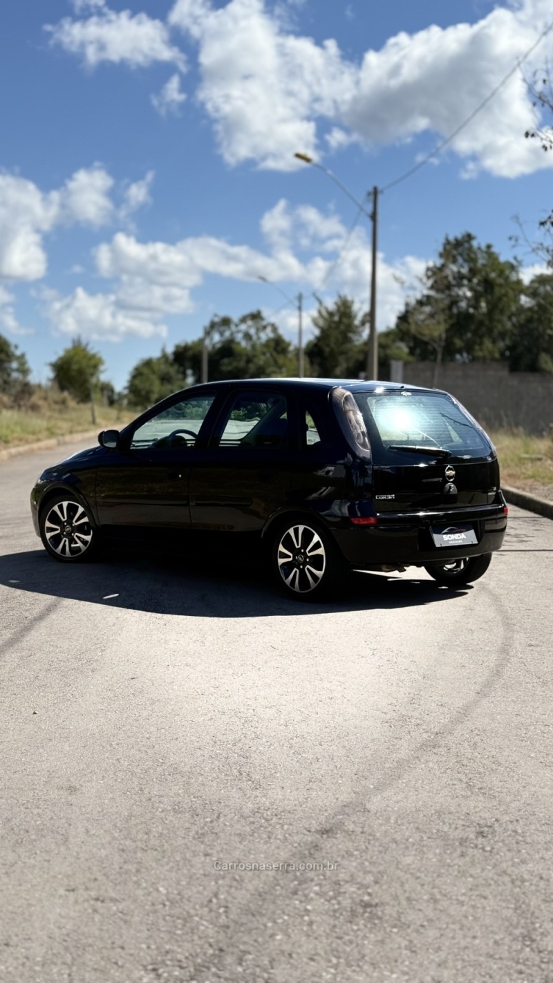 CORSA 1.4 MPFI MAXX 8V FLEX 4P MANUAL - 2012 - FLORES DA CUNHA