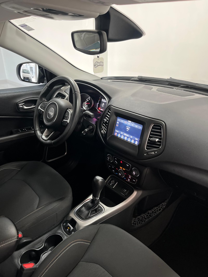 COMPASS 2.0 16V FLEX SPORT AUTOMÁTICO - 2019 - CAXIAS DO SUL