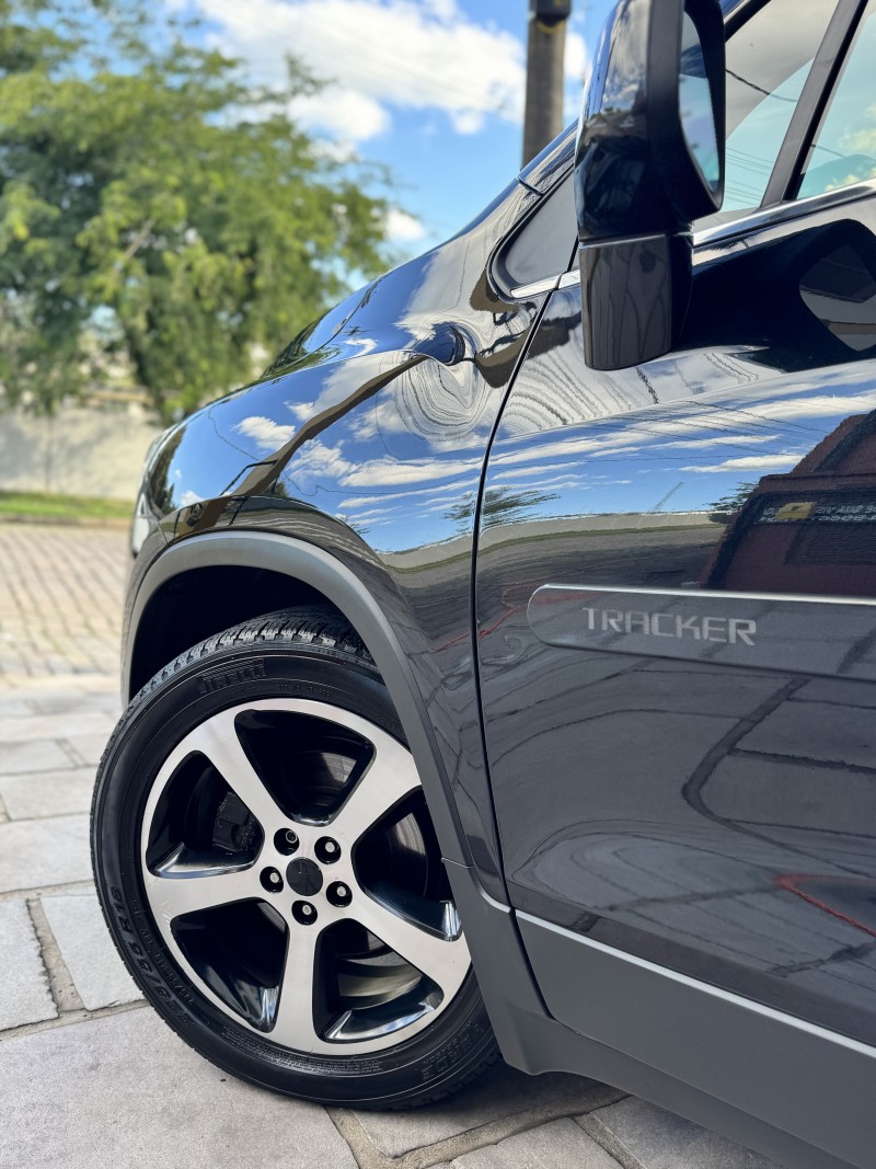 TRACKER 1.8 MPFI LTZ 4X2 16V FLEX 4P AUTOMÁTICO - 2015 - CAXIAS DO SUL