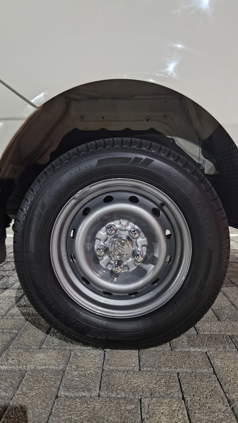 HR 2.5 TCI HD LONGO COM CAÇAMBA 4X2 8V 97CV TURBO INTERCOOLER DIESEL 2P MANUAL - 2012 - CAXIAS DO SUL