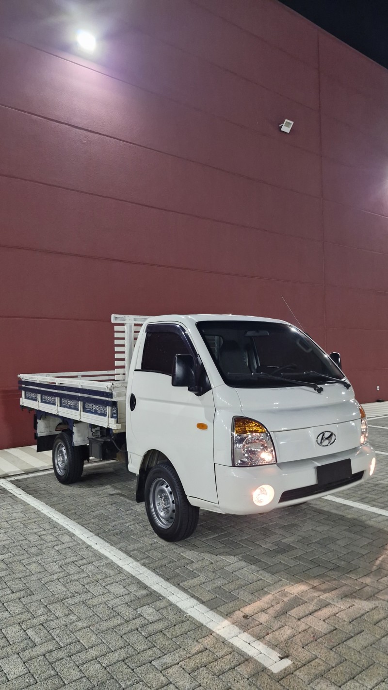 hr 2.5 tci hd longo com cacamba 4x2 8v 97cv turbo intercooler diesel 2p manual 2012 caxias do sul