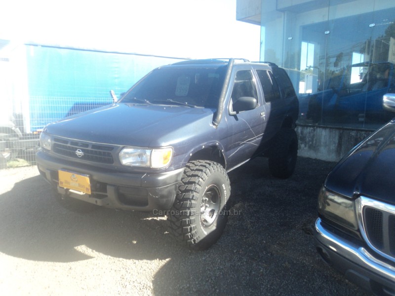 pathfinder 3.3 se 4x4 v6 12v gasolina 4p automatico 1999 farroupilha