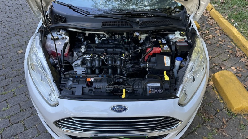 FIESTA 1.6 TITANIUM HATCH 16V FLEX 4P AUTOMÁTICO - 2015 - CAXIAS DO SUL