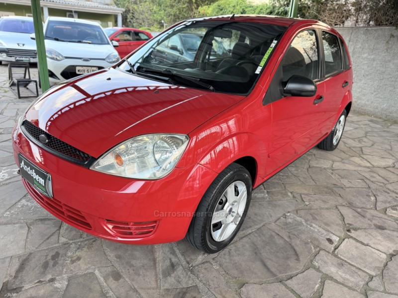 FIESTA 1.0 ROCAM SE 8V FLEX 4P MANUAL - 2004 - CAXIAS DO SUL