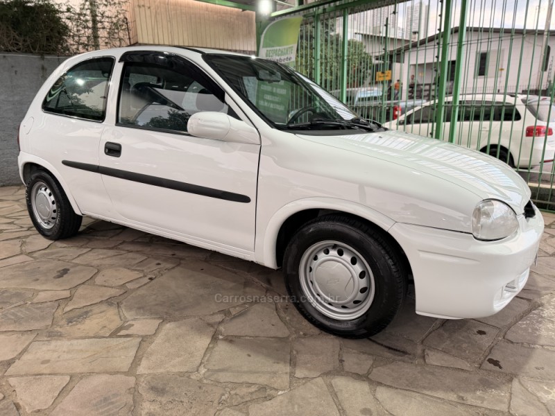 CORSA 1.0 EFI WIND 8V GASOLINA 2P MANUAL - 2000 - CAXIAS DO SUL