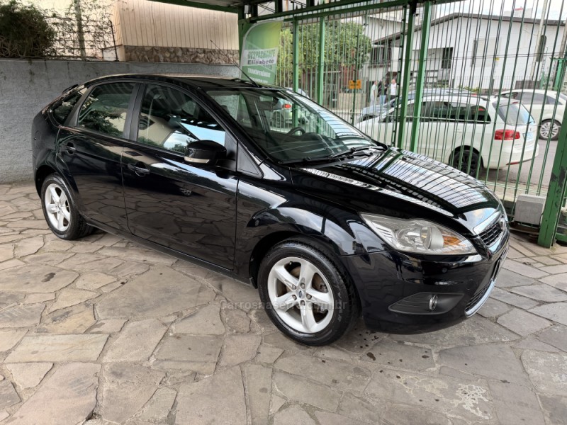 FOCUS 1.6 GLX 16V FLEX 4P MANUAL - 2011 - CAXIAS DO SUL