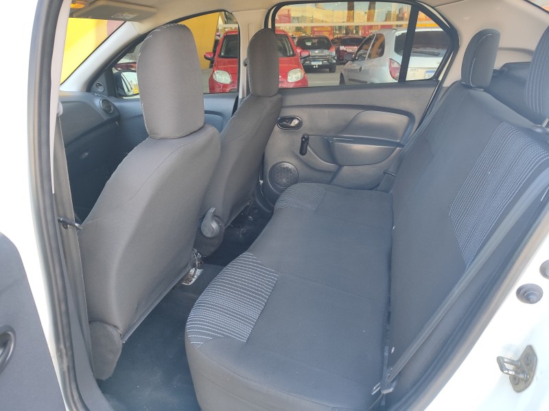LOGAN 1.0 AUTHENTIQUE 12V FLEX 4P MANUAL - 2019 - FARROUPILHA