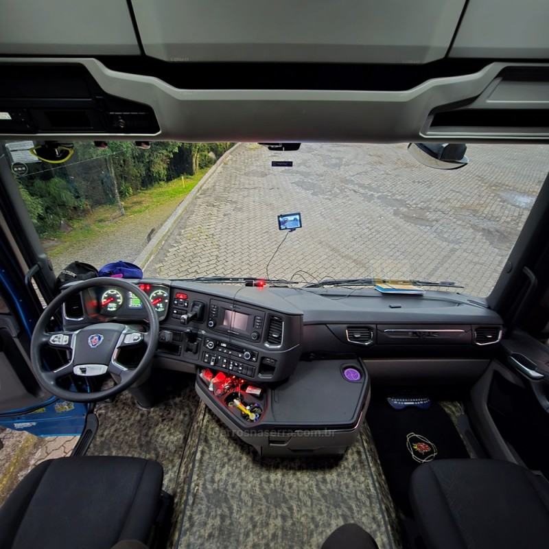 R-450 A6X2  - 2020 - BENTO GONçALVES