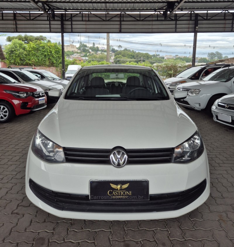 VOYAGE 1.0 MI TRENDLINE 8V FLEX 4P MANUAL - 2015 - CAXIAS DO SUL