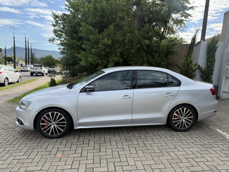 JETTA  - 2012 - FELIZ