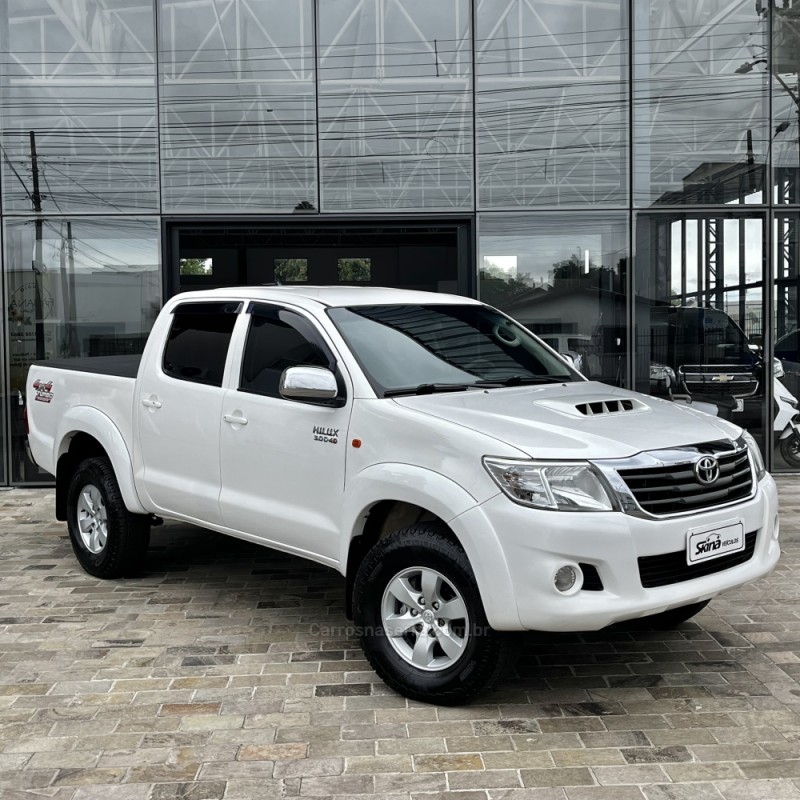 HILUX 3.0 STD 4X4 CD 16V TURBO INTERCOOLER DIESEL 4P MANUAL - 2013 - VACARIA