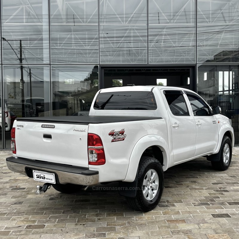 HILUX 3.0 STD 4X4 CD 16V TURBO INTERCOOLER DIESEL 4P MANUAL - 2013 - VACARIA