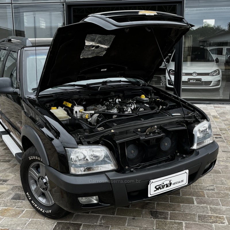 S10 2.8 RODEIO 4X4 CD 12V TURBO ELECTRONIC INTERCOOLER DIESEL 4P MANUAL - 2011 - VACARIA