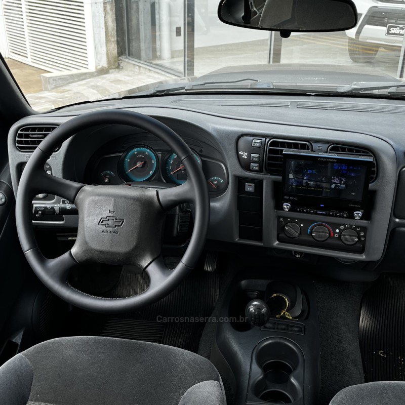 S10 2.8 RODEIO 4X4 CD 12V TURBO ELECTRONIC INTERCOOLER DIESEL 4P MANUAL - 2011 - VACARIA