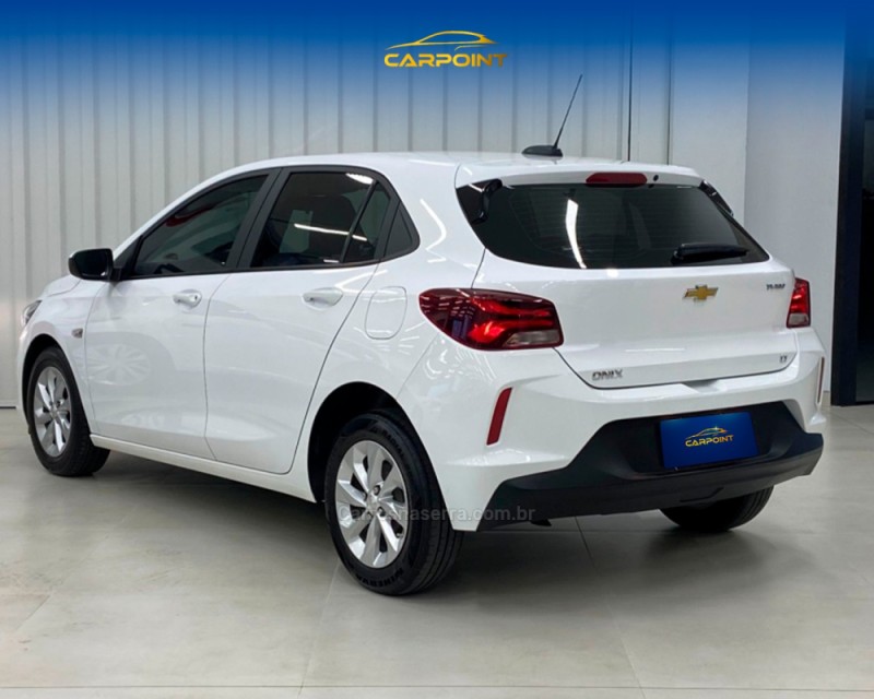 ONIX 1.0 LT 12V TURBO FLEX 4P AUTOMÁTICO - 2023 - CAXIAS DO SUL