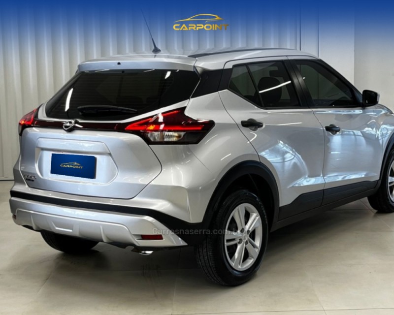 KICKS 1.6 XPLAY 16V FLEX 4P AUTOMÁTICO - 2025 - CAXIAS DO SUL