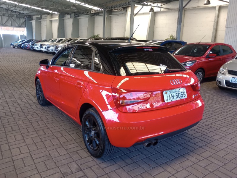 A1 1.4 TFSI SPORTBACK ATTRACTION 16V 122CV GASOLINA 4P S-TRONIC - 2015 - CAXIAS DO SUL