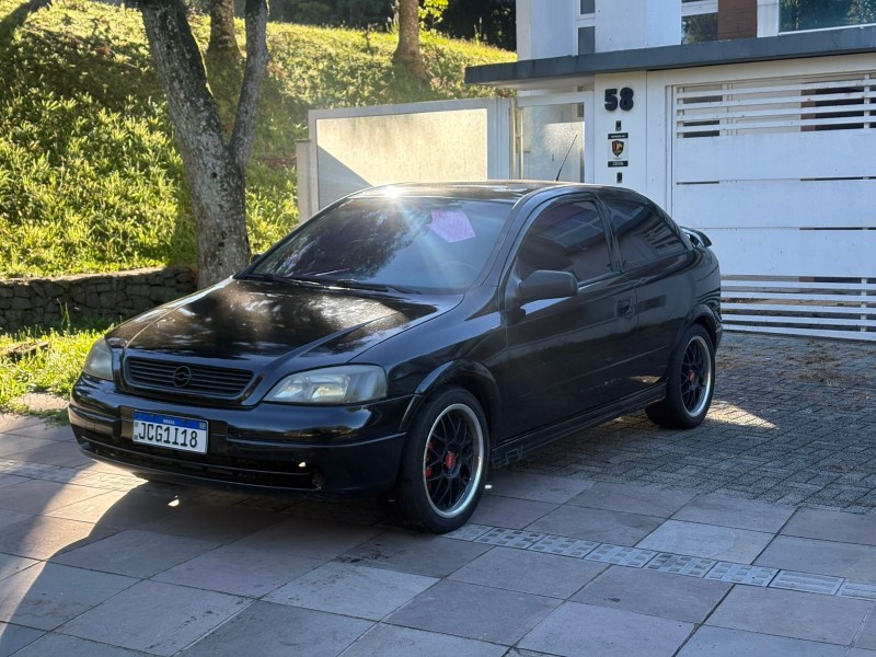 astra 1.8 mpfi gl 8v gasolina 2p manual 2000 farroupilha