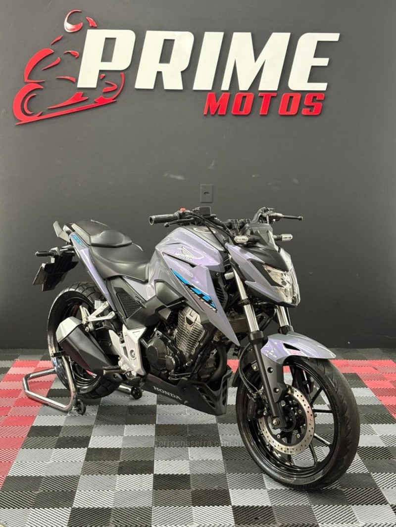 cb 300f twister  2023 novo hamburgo