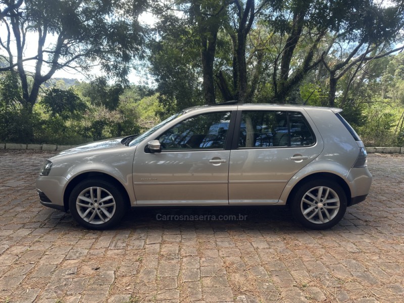 GOLF 1.6 MI SPORTLINE LIMITED EDITION 8V FLEX 4P MANUAL - 2013 - NOVA PRATA