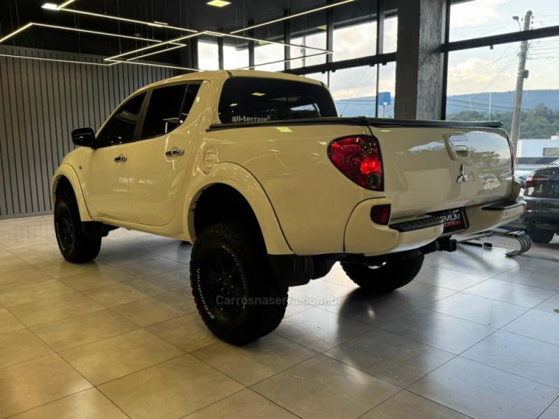 L200 TRITON 3.2 HPE 4X4 CD 16V TURBO INTERCOOLER DIESEL 4P AUTOMÁTICO - 2008 - DOIS IRMãOS