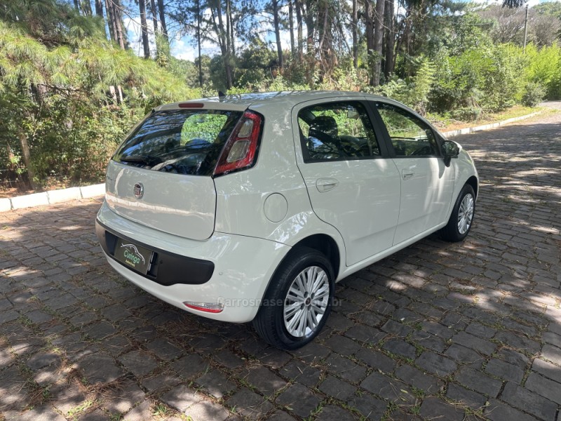 PUNTO 1.4 ATTRACTIVE 8V FLEX 4P MANUAL - 2013 - NOVA PRATA