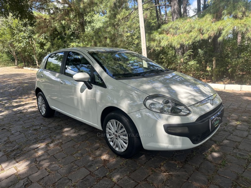 PUNTO 1.4 ATTRACTIVE 8V FLEX 4P MANUAL - 2013 - NOVA PRATA
