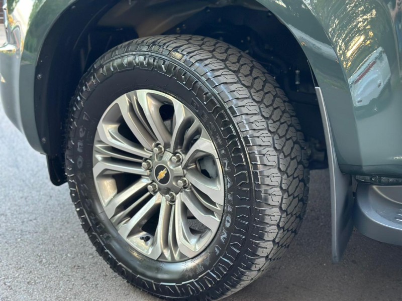 S10 2.8 HIGH COUNTRY 4X4 CD 16V TURBO DIESEL 4P AUTOMÁTICO - 2025 - DOIS IRMãOS