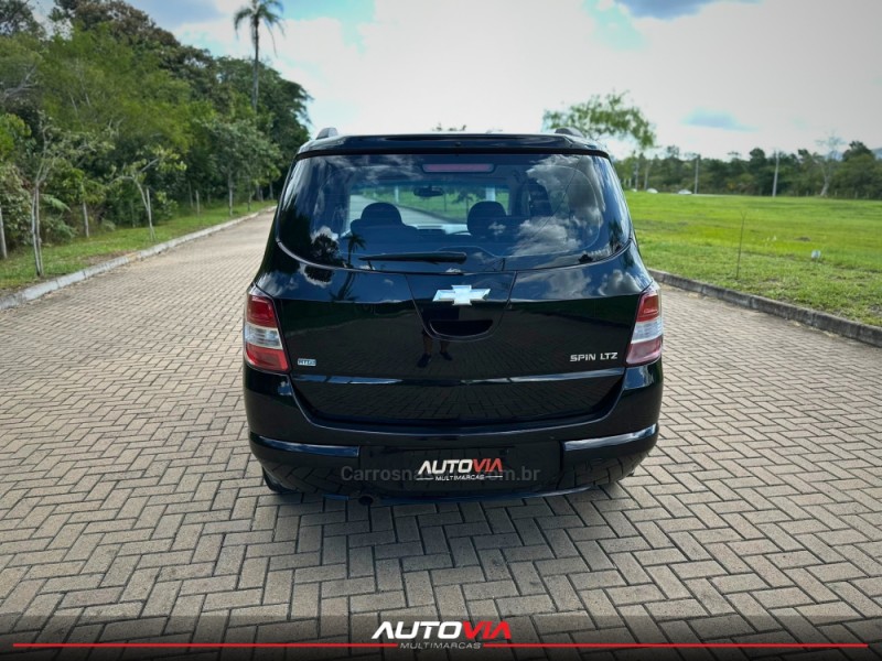 SPIN 1.8 LTZ 8V FLEX 4P AUTOMÁTICO - 2013 - SAPIRANGA