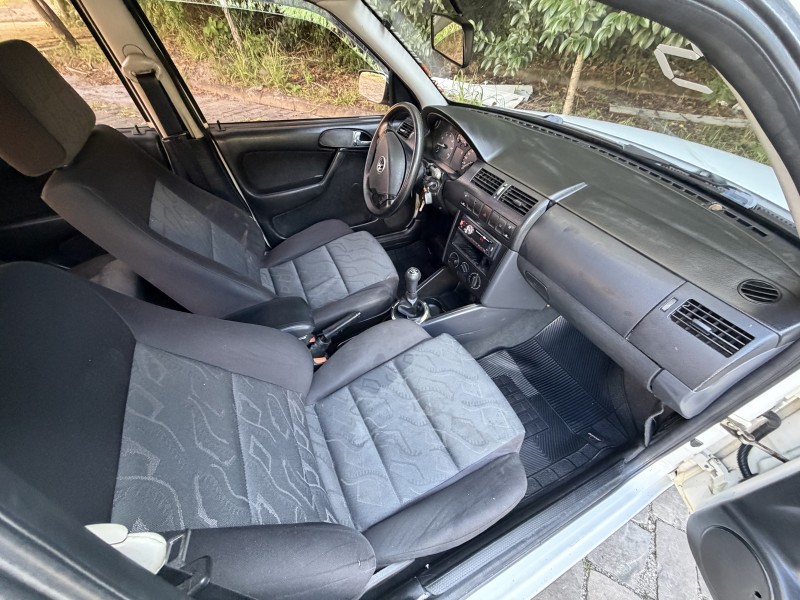 GOL 1.6 MI CITY 8V FLEX 4P MANUAL G.III - 2005 - CAXIAS DO SUL