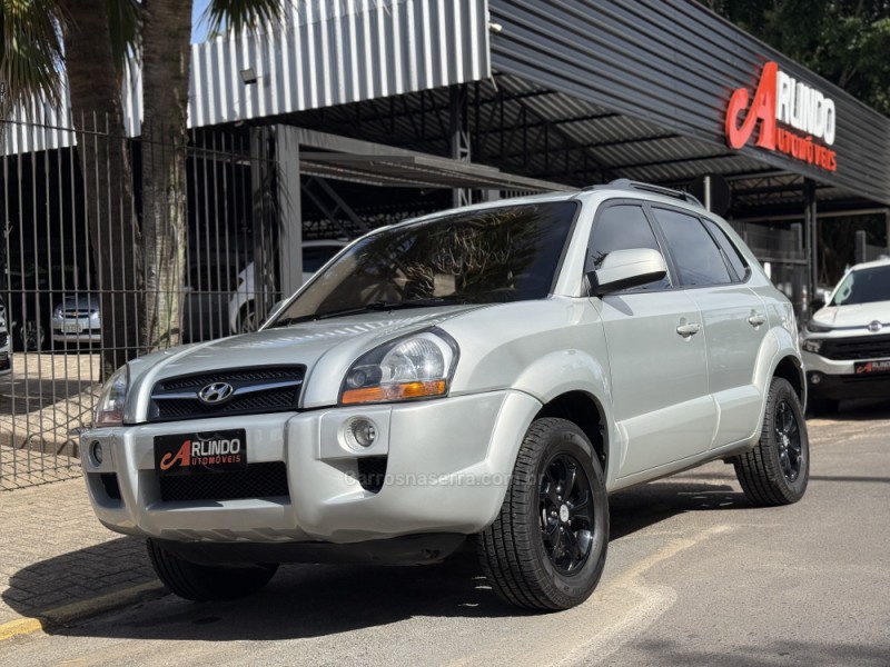 TUCSON 2.0 MPFI GLS 16V 143CV 2WD FLEX 4P AUTOMÁTICO - 2013 - PAROBé