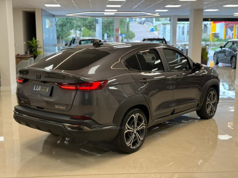 FASTBACK 1.0 IMPETUS 200 TURBO FLEX 4P AUTOMÁTICO - 2025 - CARLOS BARBOSA