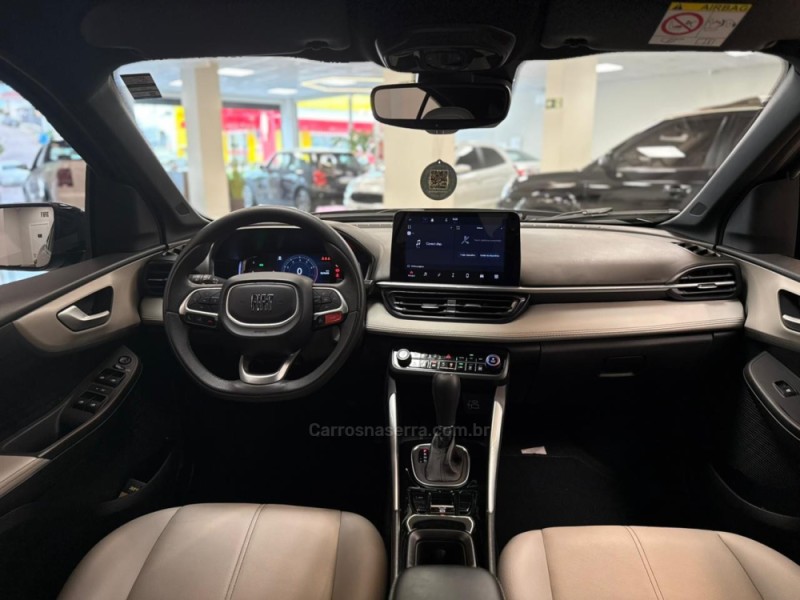 FASTBACK 1.0 IMPETUS 200 TURBO FLEX 4P AUTOMÁTICO - 2025 - CARLOS BARBOSA