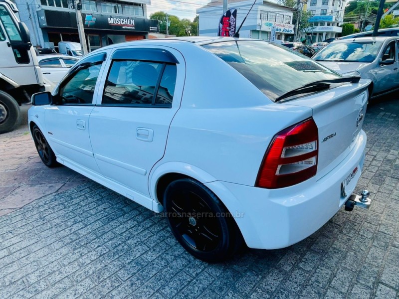 ASTRA 2.0 MPFI ADVANTAGE 8V FLEX 4P MANUAL - 2009 - CAMPO BOM