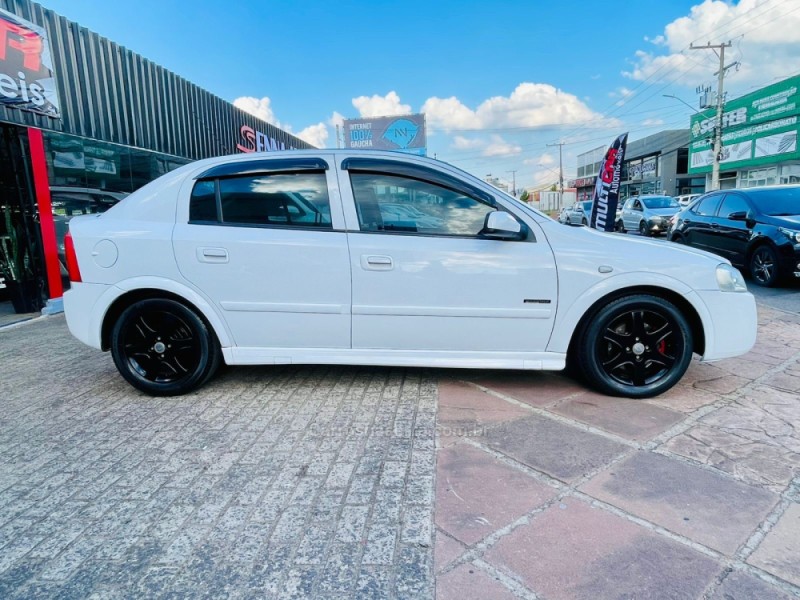 ASTRA 2.0 MPFI ADVANTAGE 8V FLEX 4P MANUAL - 2009 - CAMPO BOM