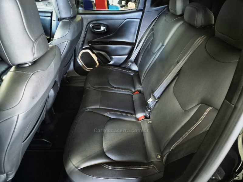 RENEGADE 1.8 16V FLEX LONGITUDE 4P AUTOMÁTICO - 2016 - CAXIAS DO SUL
