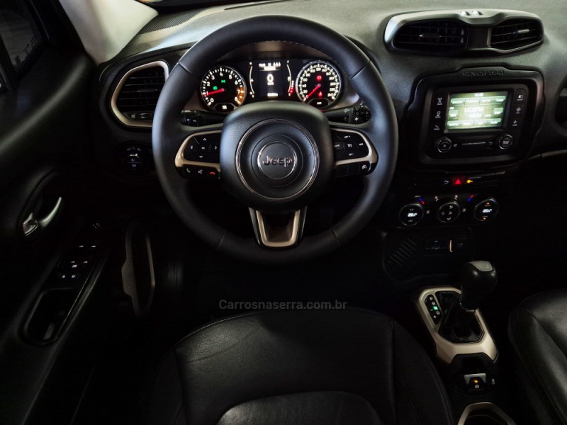 RENEGADE 1.8 16V FLEX LONGITUDE 4P AUTOMÁTICO - 2016 - CAXIAS DO SUL