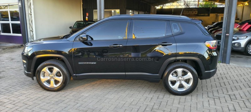 COMPASS 2.0 SPORT 4X2 16V GASOLINA 4P AUTOMÁTICO - 2018 - NOVO HAMBURGO