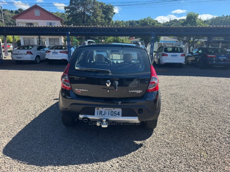 SANDERO 1.6 STEPWAY 16V FLEX 4P MANUAL - 2011 - IGREJINHA