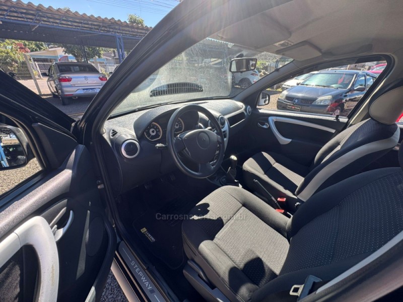 SANDERO 1.6 STEPWAY 16V FLEX 4P MANUAL - 2011 - IGREJINHA