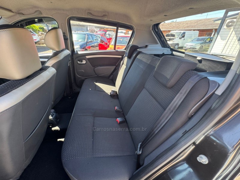 SANDERO 1.6 STEPWAY 16V FLEX 4P MANUAL - 2011 - IGREJINHA