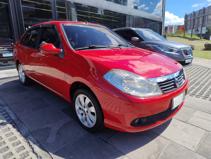 SYMBOL 1.6 PRIVILÈGE 16V FLEX 4P MANUAL - 2013 - CAXIAS DO SUL