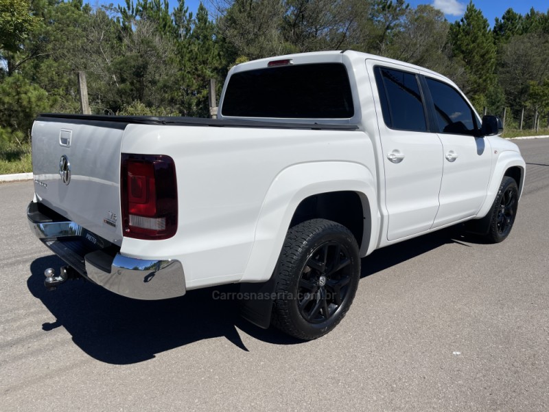 AMAROK 3.0 V6 TDI HIGHLINE CD DIESEL 4MOTION AUTOMÁTICO - 2019 - BENTO GONçALVES