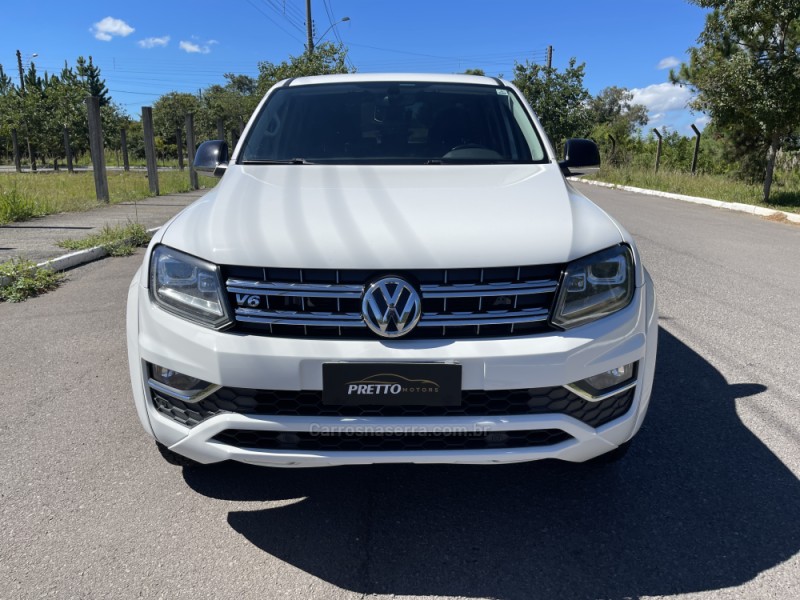 AMAROK 3.0 V6 TDI HIGHLINE CD DIESEL 4MOTION AUTOMÁTICO - 2019 - BENTO GONçALVES