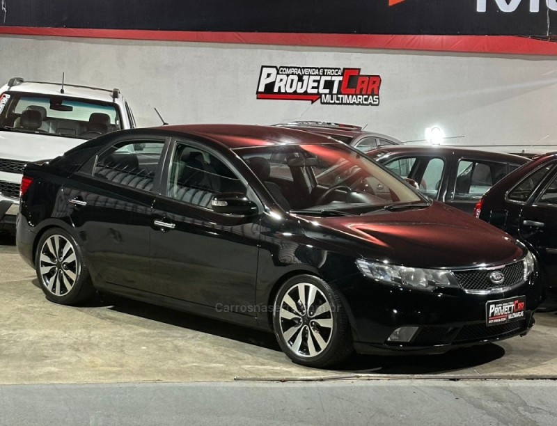 CERATO 1.6 SX3 16V GASOLINA 4P MANUAL - 2011 - NOVO HAMBURGO